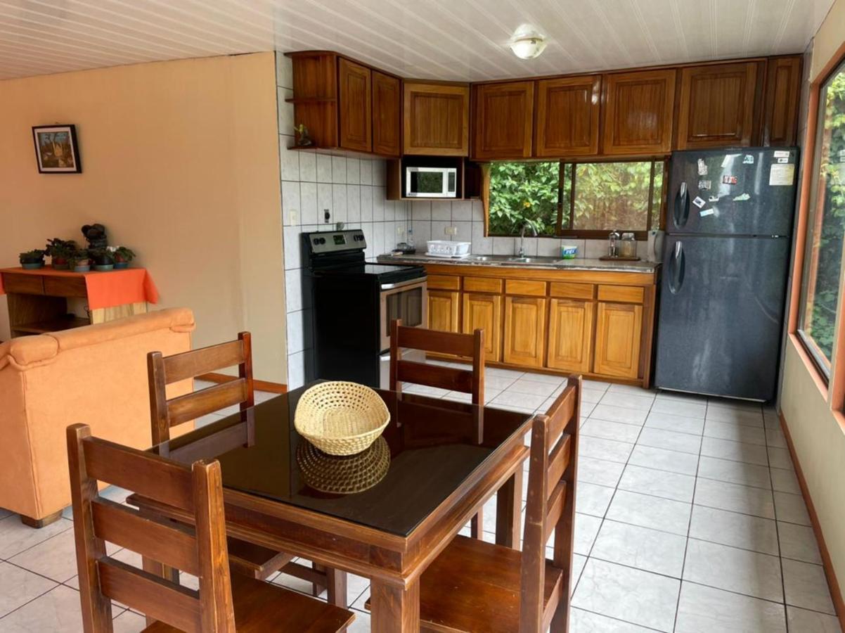 La Casa Bonita Apartment Monteverde Bagian luar foto